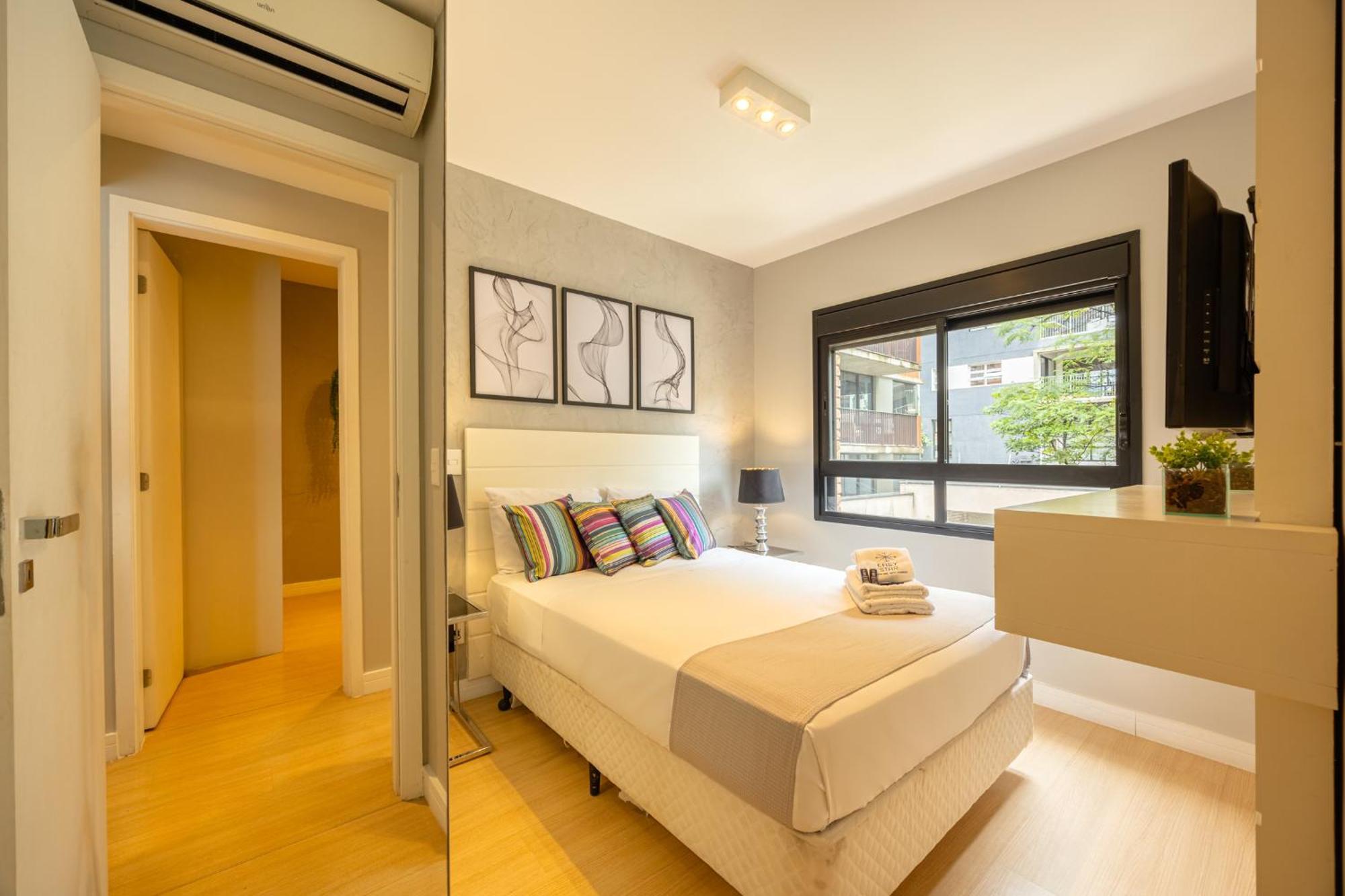 Easy Star - Belo Apto C/ Vaga, Varanda E 2 Dorms Em Perdizes - Qf01i